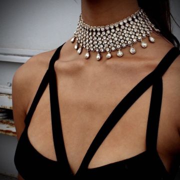 Diamond Drop Crown Shape Choker lx0216