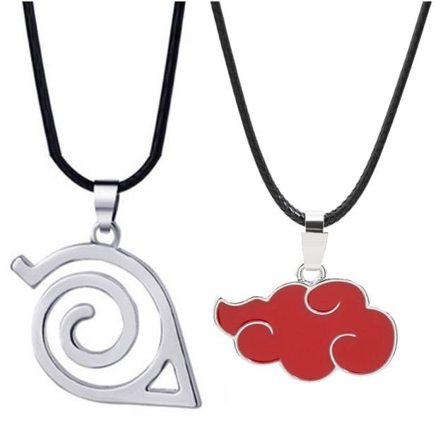 Close-up of zinc alloy pendant dimensional relief details and lobster clasp Close-up of zinc alloy pendant dimensional relief details and lobster clasp