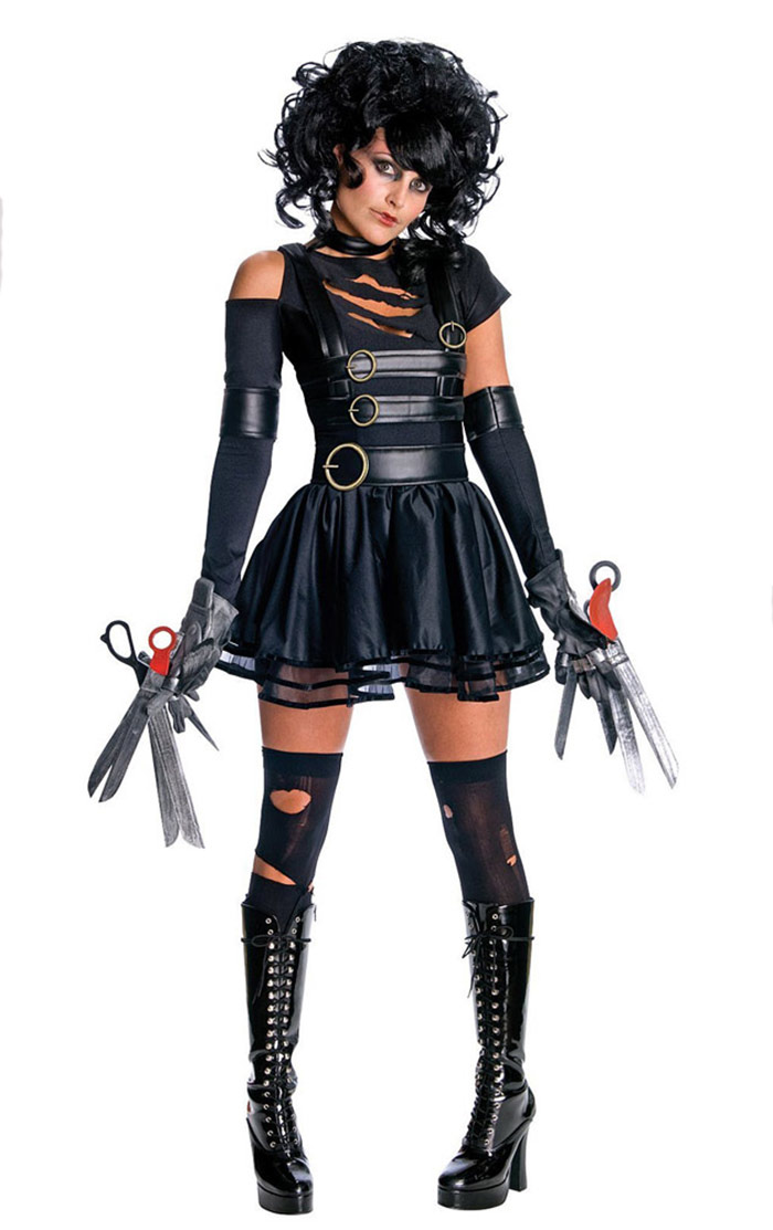Choose your Costume as Per your Party Theme